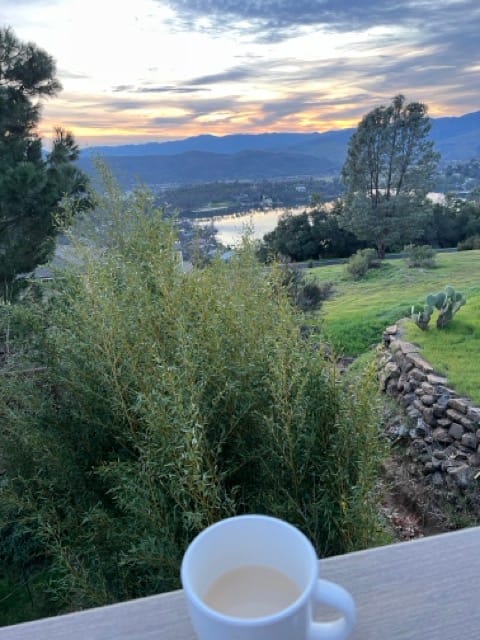 USA Houses have great lake and mountain views. This amazing home is one of them. From the yard you can see great lake view from rear balcony of home at Hidden Valley Lake CA