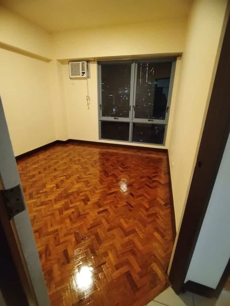 Tivoli Condo Mandaluyong Luxury Home For Sale or open to House Trades