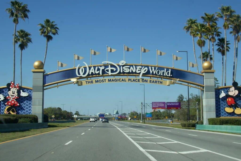 Walt disney world entrance with mickey and minnie mouse statues. Orlando FL